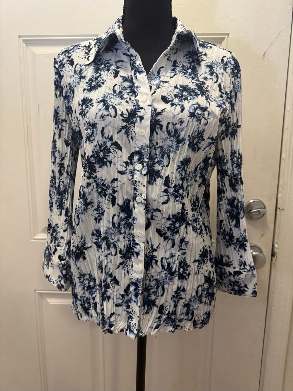 Christopher & Banks White and Navy Floral Button-Front Shirt